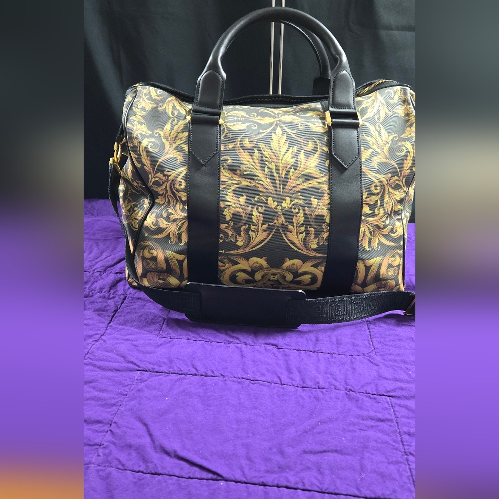 EUC GIANNI VERSACE VINTAGE BAROQUE PATTERN BLACK AND GOLD OVERNIGHT BAG - Picture 2 of 13